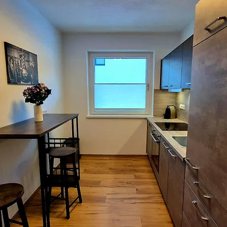 Kaufmann Apartment *