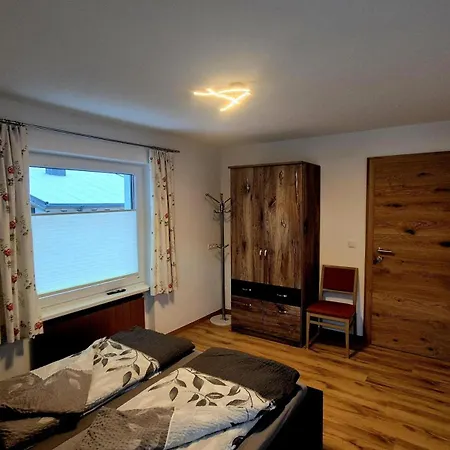 Kaufmann Apartmán *